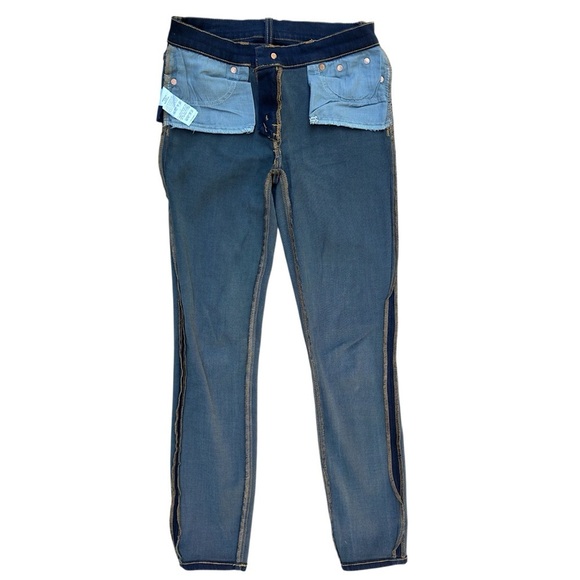 J CREW | NWOT TOOTHPICK JEANS 8” MID-RISE DARK WASH | SIZE: 26 - Picture 8 of 11